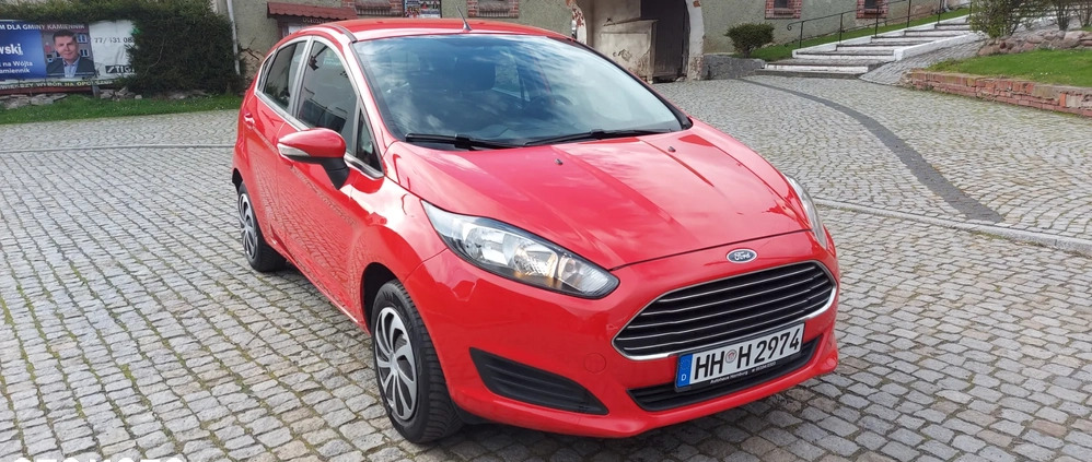 Ford Fiesta cena 22900 przebieg: 126000, rok produkcji 2013 z Karczew małe 254